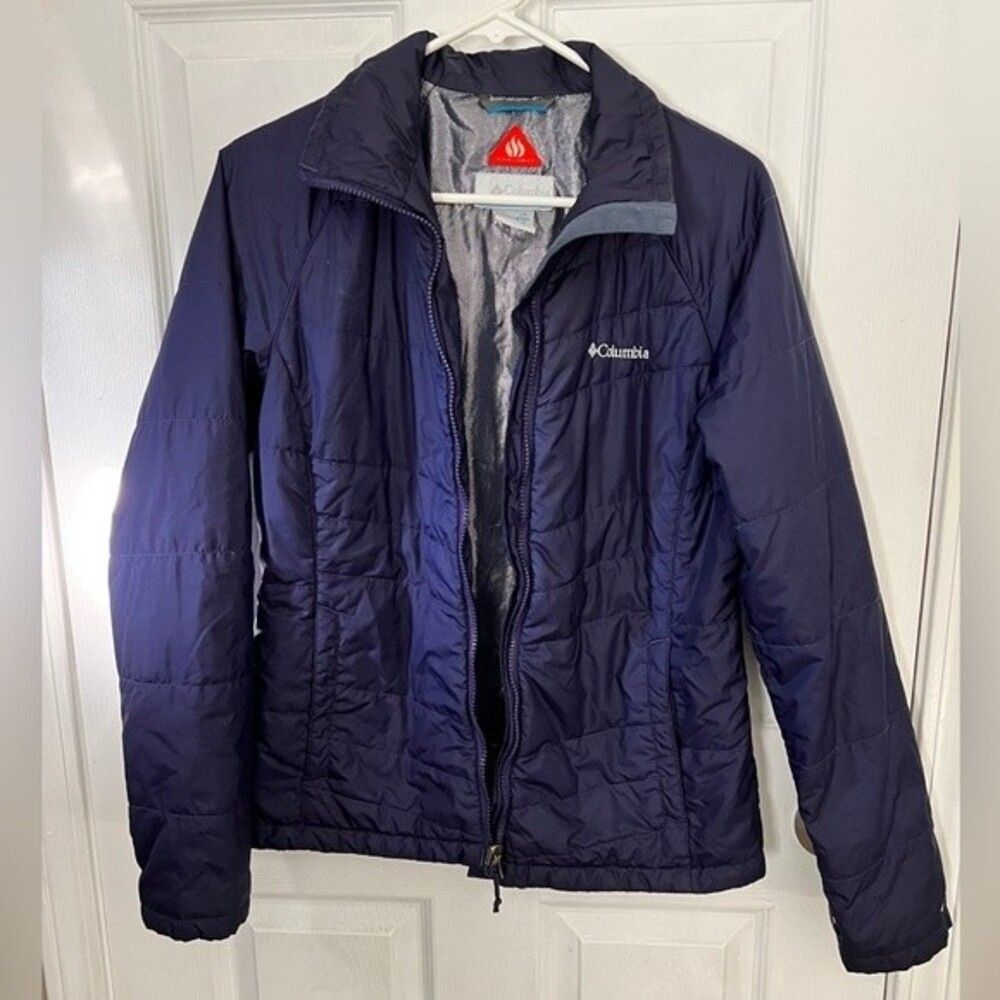 Ladies Columbia Light Weight Puffer Coat with Omni Heat Technology Size M